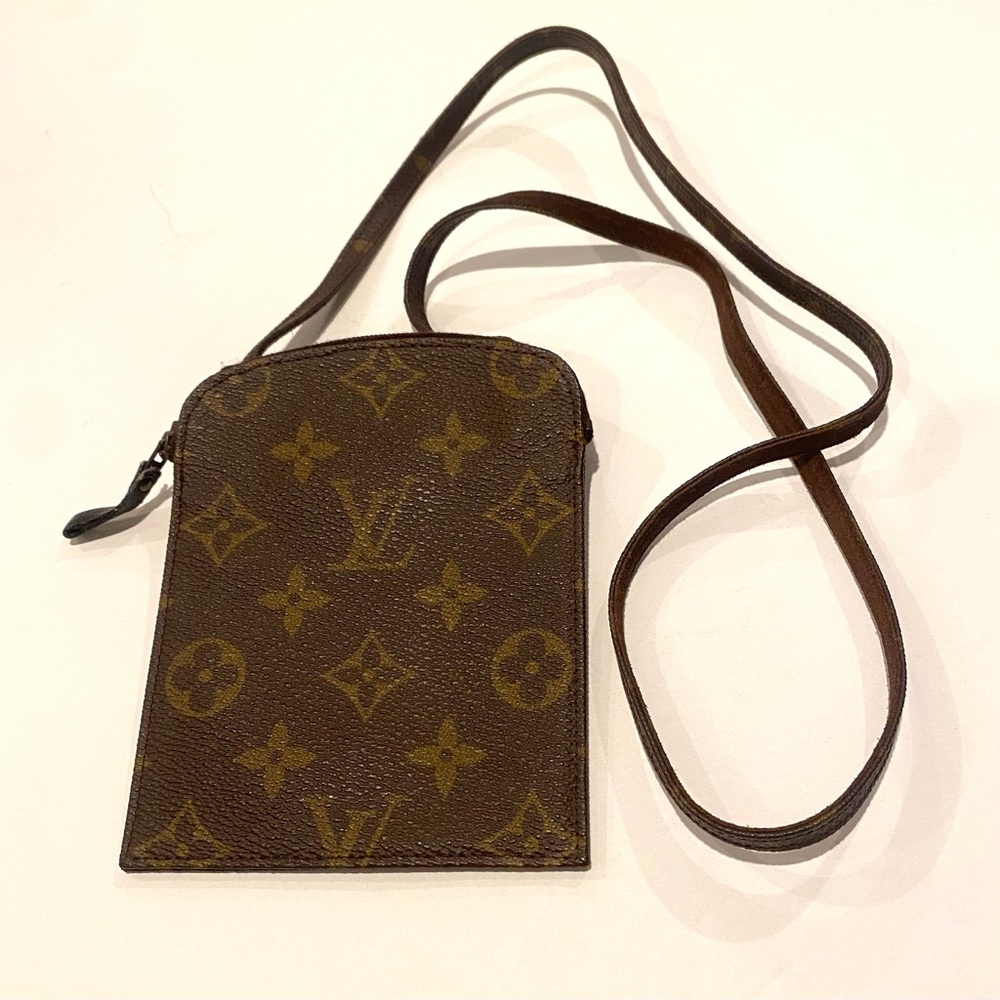 Louis Vuitton Pochette Mini Pouch